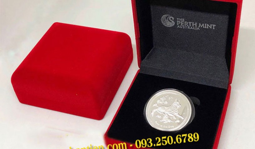 Xu con chó mạ vàng bán với giá bao nhiêu?